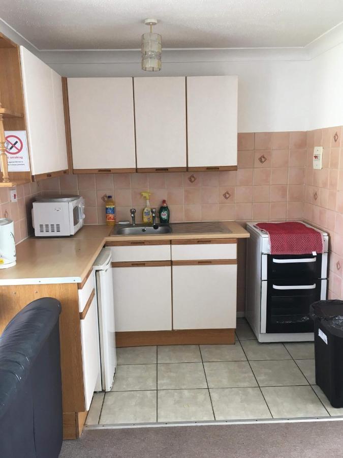 Chalet 39 - 2 Bed Chalet, Belle Aire, Road, Hemsby, Norfolk, Nr29 4hz Hemsby